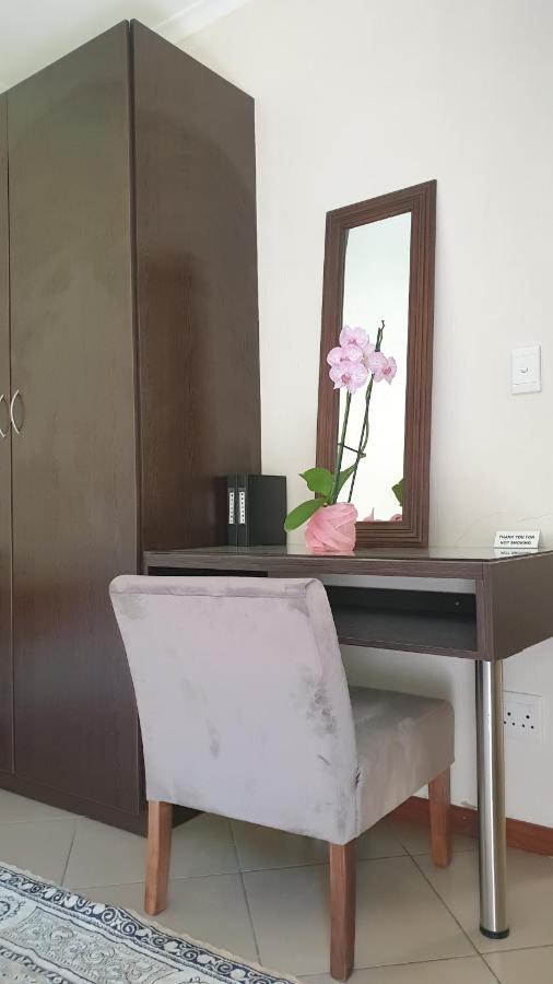 Matina Guest House جوهانسبورغ المظهر الخارجي الصورة