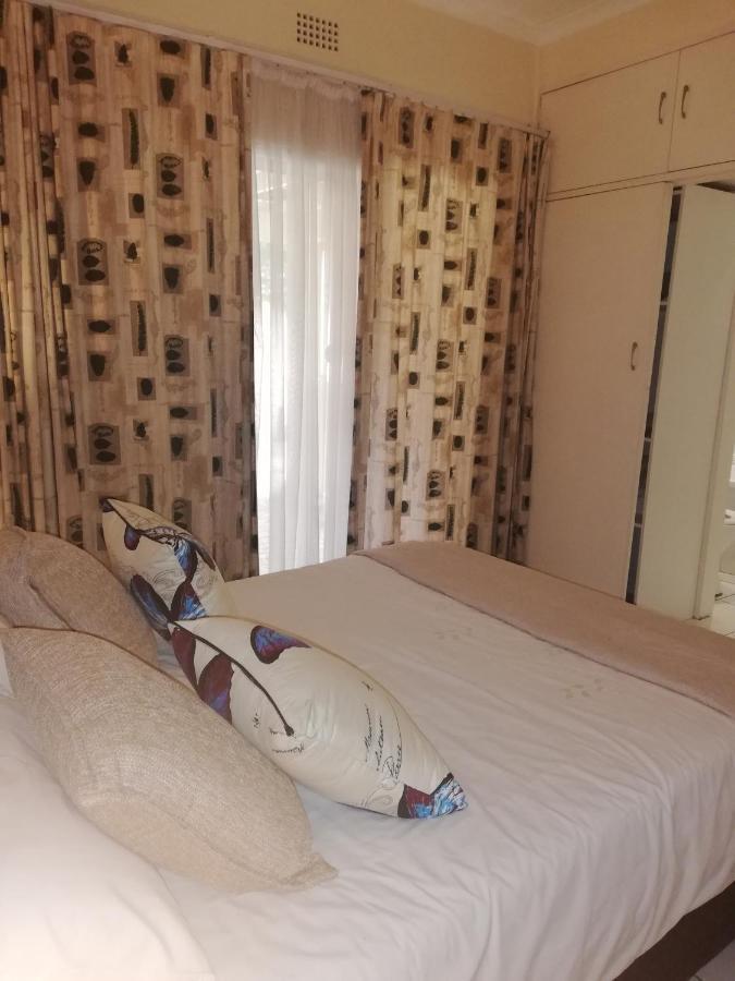 Matina Guest House جوهانسبورغ المظهر الخارجي الصورة