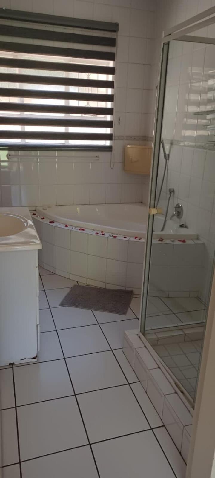 Matina Guest House جوهانسبورغ المظهر الخارجي الصورة